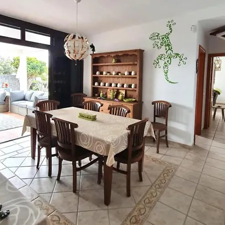 度假居 Luxury 4-bed Family With Private Pool 普拉亚布兰卡