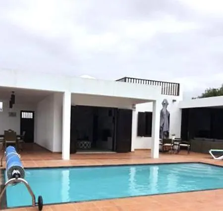 Luxury 4-bed Family With Private Pool * Playa Blanca
