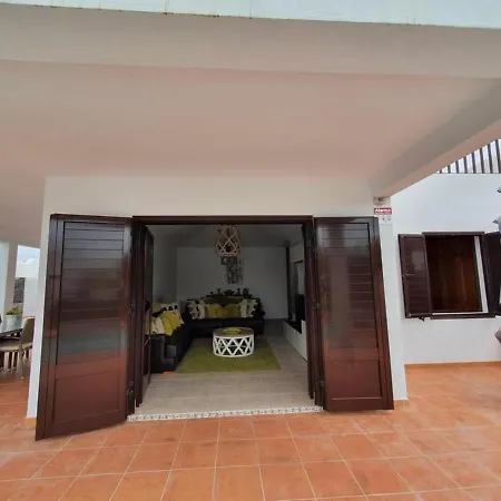 Holiday home Luxury 4-bed Family With Private Pool Playa Blanca (Lanzarote)