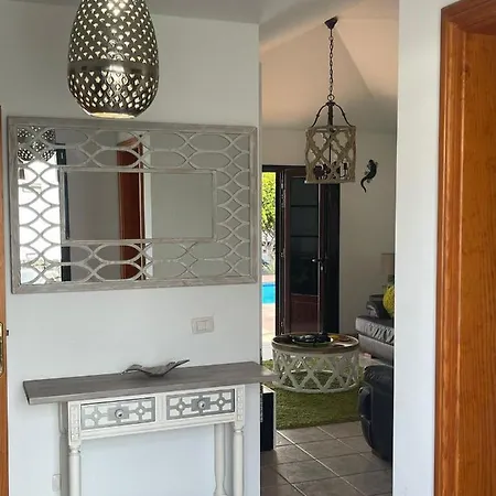 Luxury 4-bed Family With Private Pool Playa Blanca (Lanzarote)